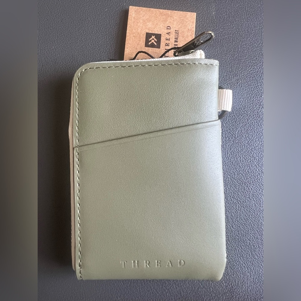 Thread Zipper Wallet - Picture 6 of 7